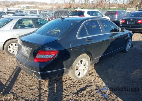 2008 Mercedes-Benz C 300 Luxury/Sport из США, поврежденный, VIN WDDGF54X58F010815